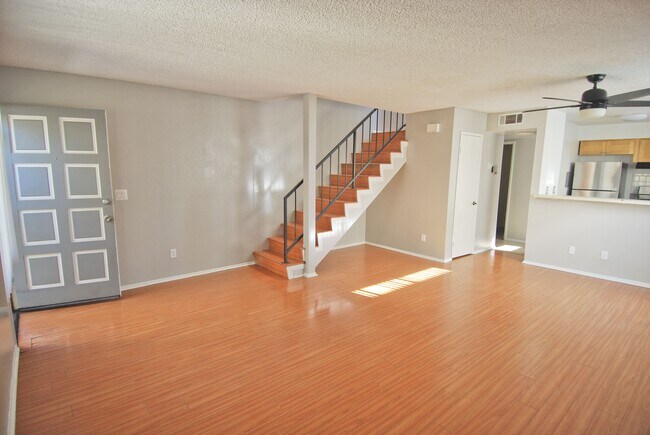 Foto del edificio - 1444 W 227th St