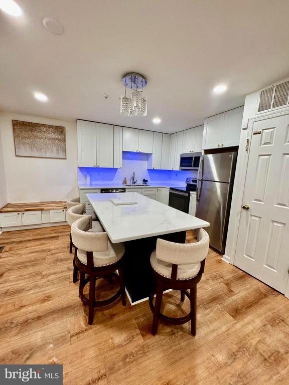 Foto del edificio - 597 Primus Ct