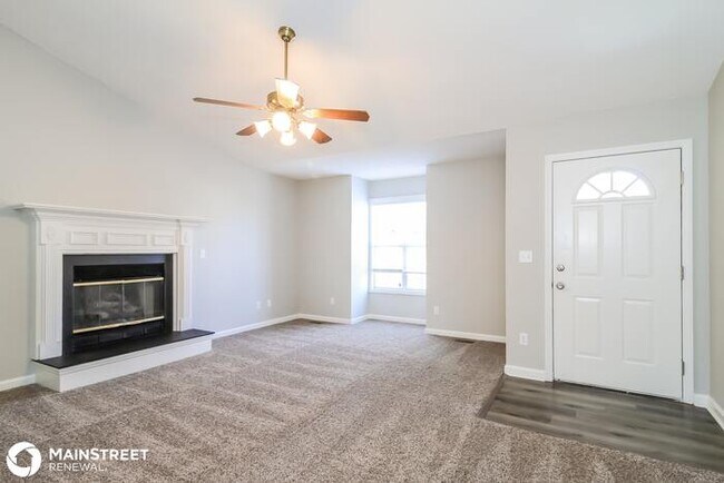 Building Photo - 226 Creek Meadow Dr, Lexington, NC 27295