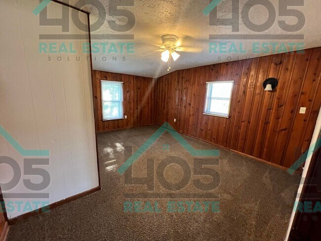 Building Photo - 17853 E. Britton Rd