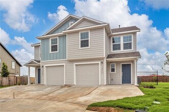 Building Photo - 7236 Dancing Wind Ln