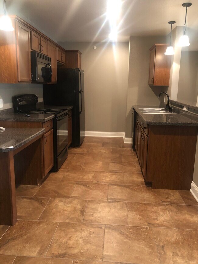 Kitchen - 1500 N Main St