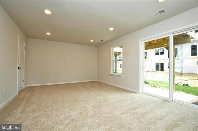 Building Photo - 15 Sienna Wy