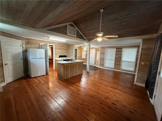 Foto del edificio - 13690 Scenic Hwy 98