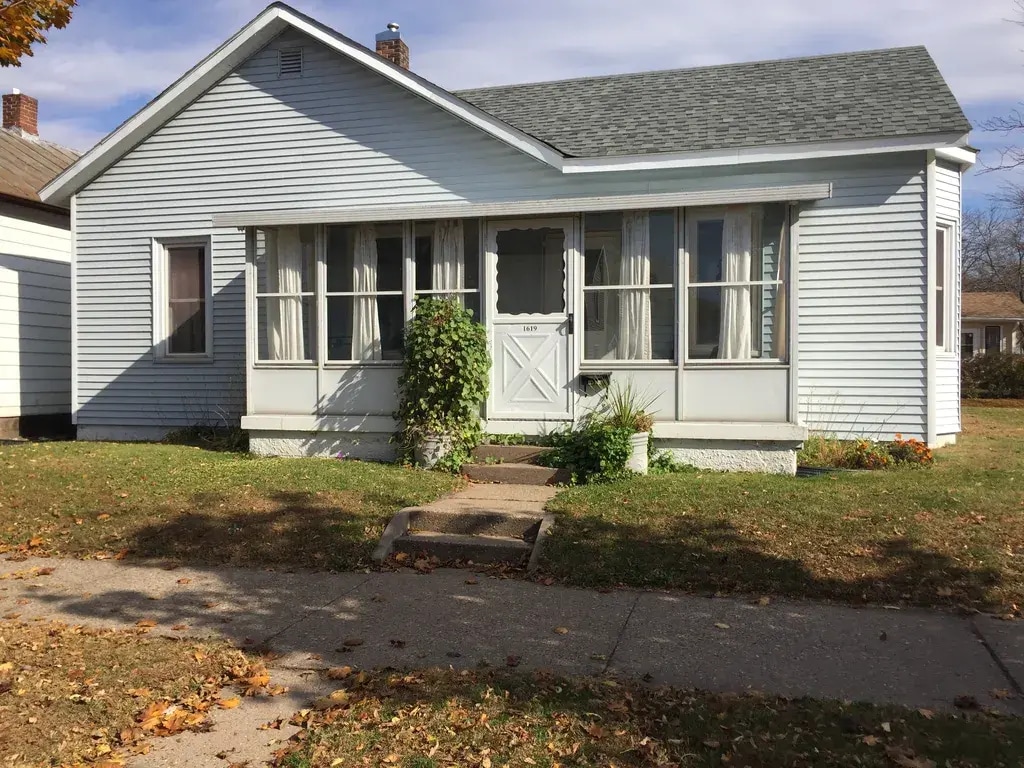 Foto principal - 1619 10th St S