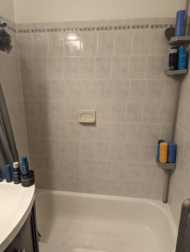 Foto del edificio - Fenway Studio, close to everything, new to the market, ht/hw included!