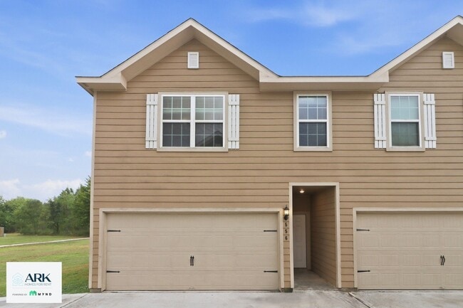 Building Photo - 556 Solomon Ln
