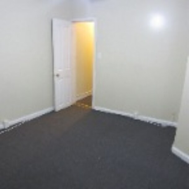 Building Photo - 229 Delamore Plz