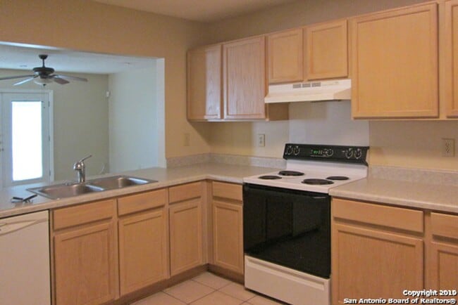Building Photo - 6718 Badger Pass Dr