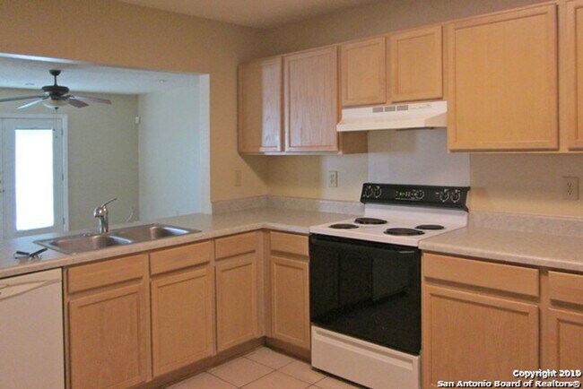 Foto del edificio - 6718 Badger Pass Dr