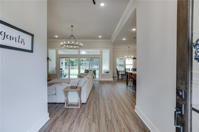 Building Photo - 1077 Riverstone Dr
