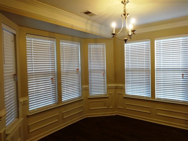 Foto del edificio - 118 Sarmiento Lane