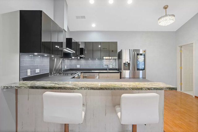 Foto del edificio - 1044 Swift Rd