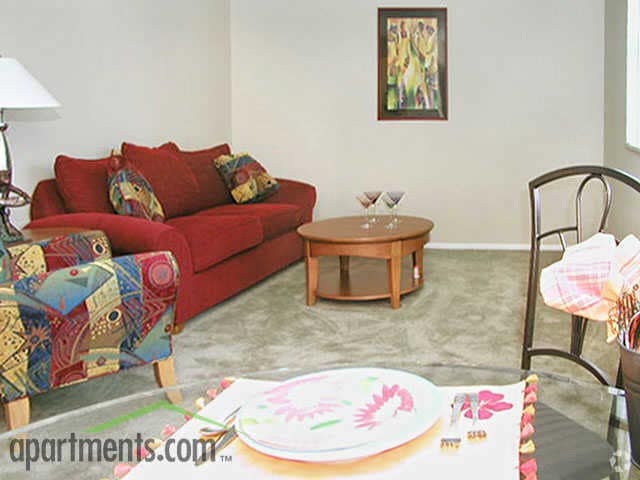 Living Room - Regency Arms