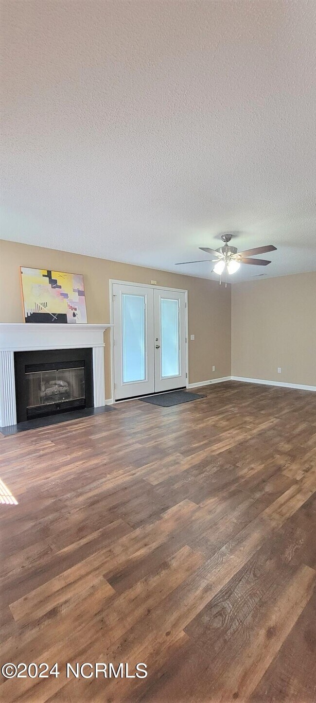 Foto del edificio - 105 Sunshine Ln