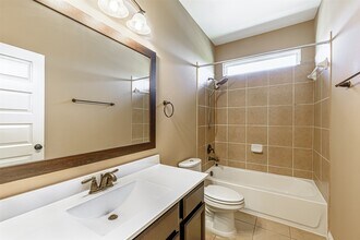 Building Photo - 4607 Rockton Hills Ln