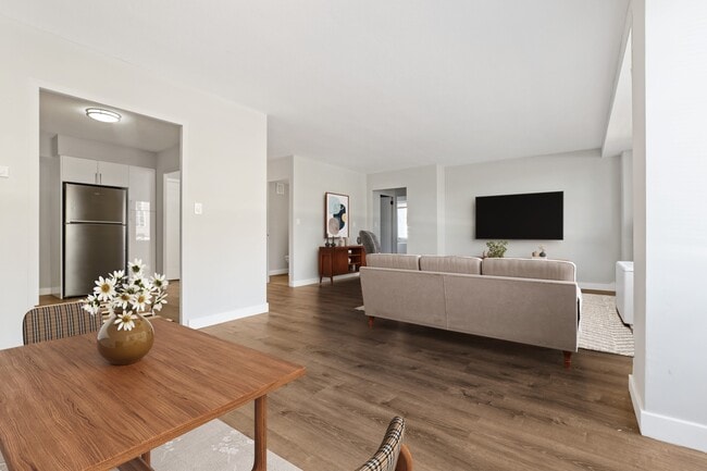 Living Room - 840-846 Massachusetts Ave