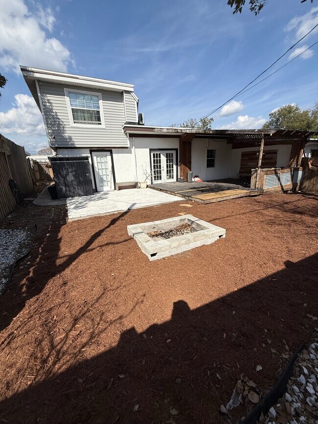 Foto del edificio - 940 W Fairbanks Ave