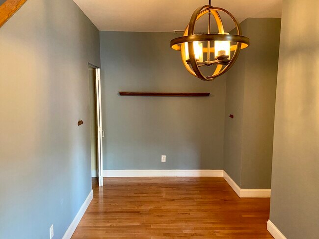 Dining room - 1703 S 11th St