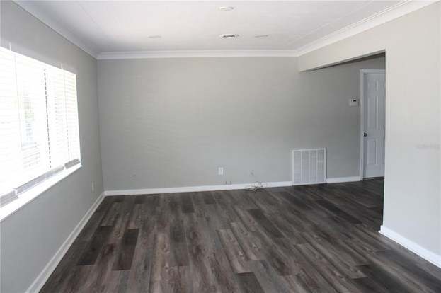 Foto del edificio - 2361 67th Ave S