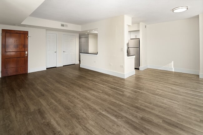 Building Photo - Wesley Townsend Apartments at Buckhead