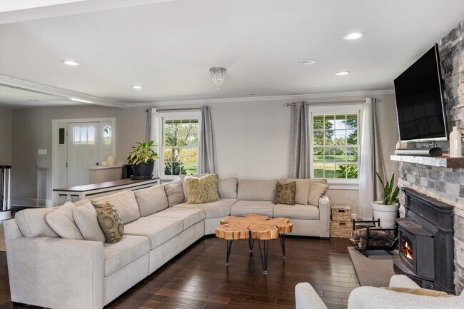 Building Photo - 4981 New Rd