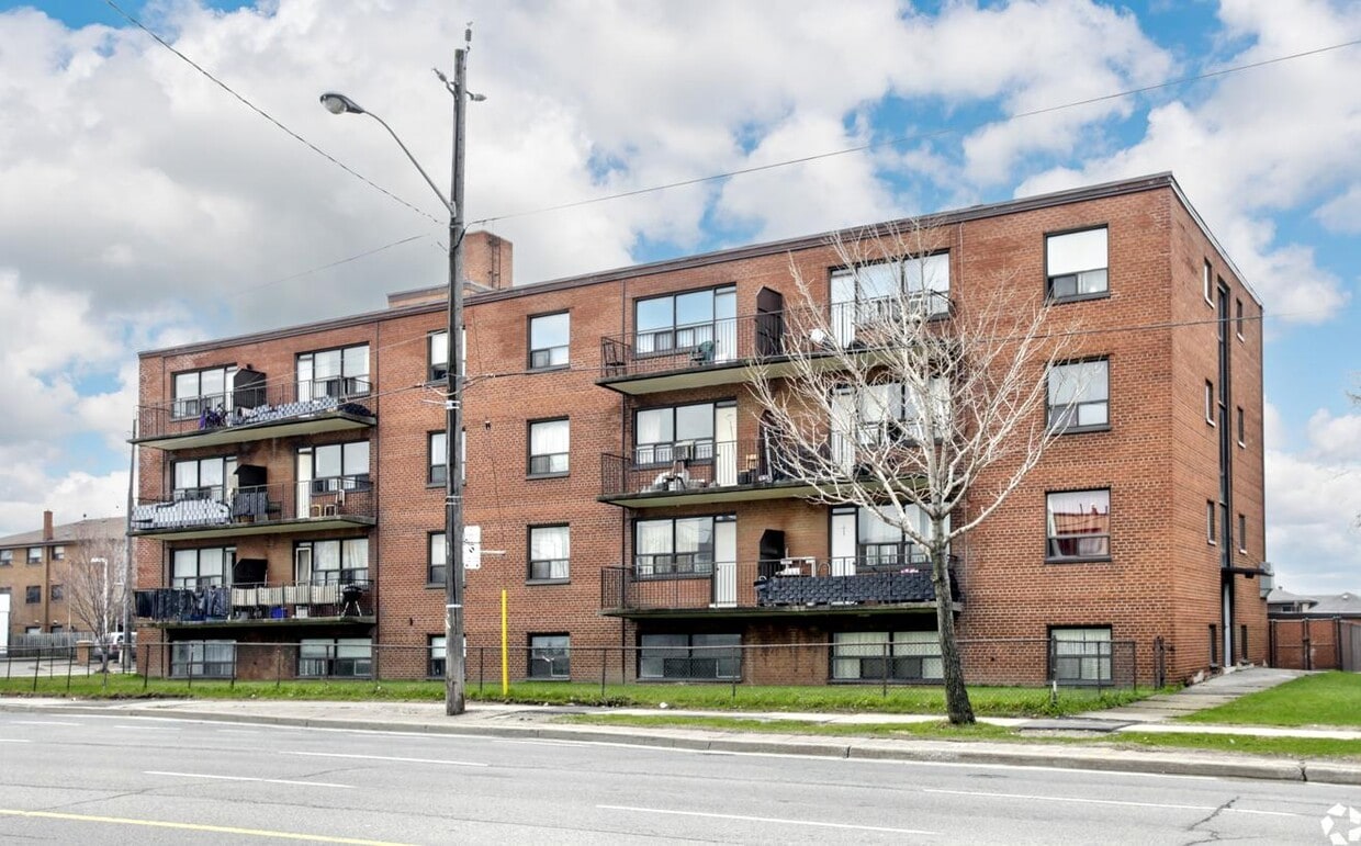 Building Photo - 921 Wilson Apartments