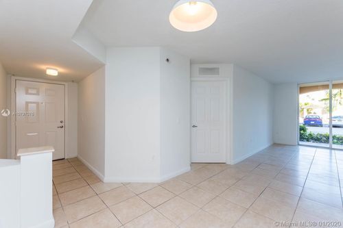 Foto del edificio - 13770 NE 3rd Ct