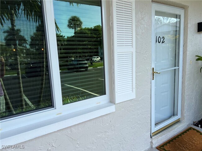 Foto del edificio - 3051 Sandpiper Bay Cir