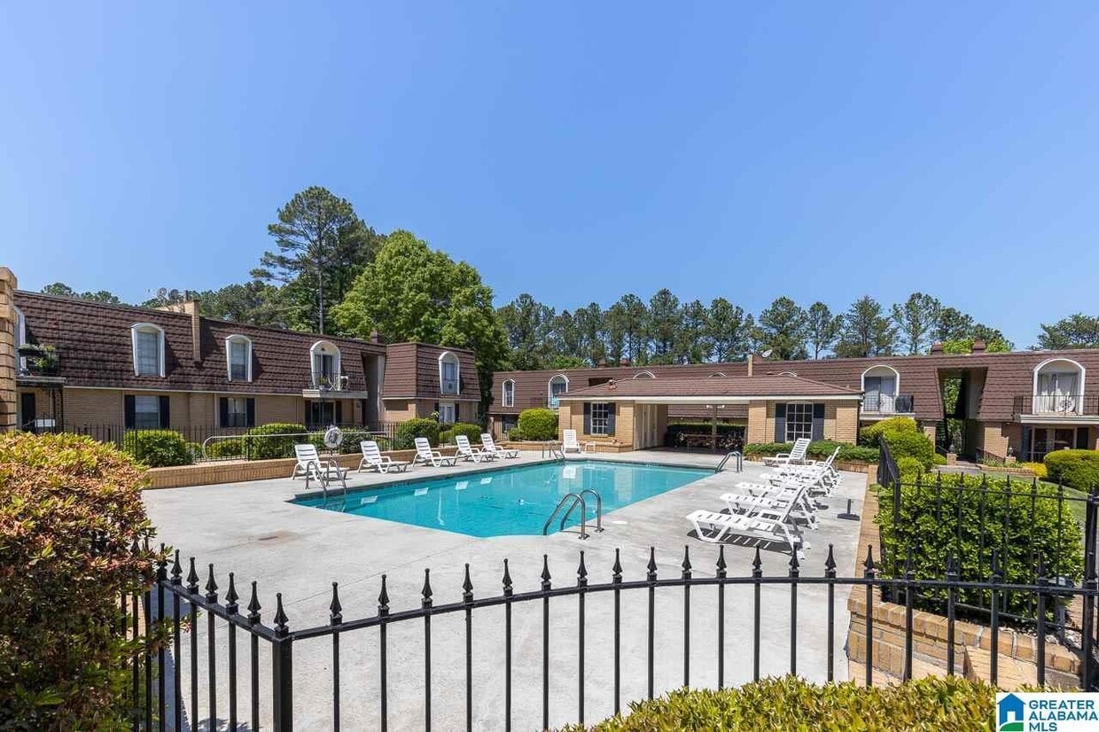 Foxcroft Pool - 161 Old Montgomery Hwy