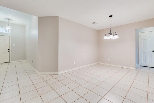 Building Photo - 12110 English Brook Cir