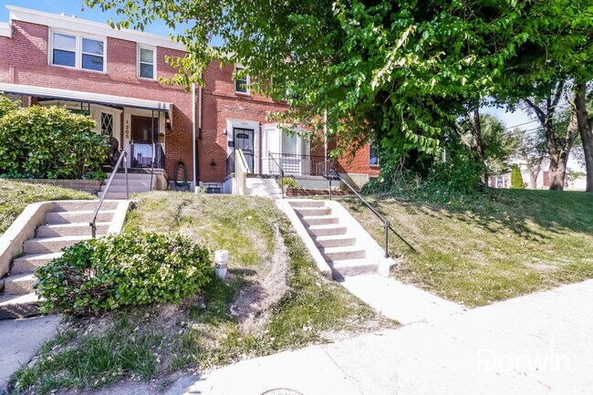 Building Photo - 1203 Sheridan Ave, Baltimore, MD 21239