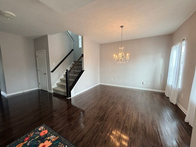 Building Photo - 1618 Woodside Cir