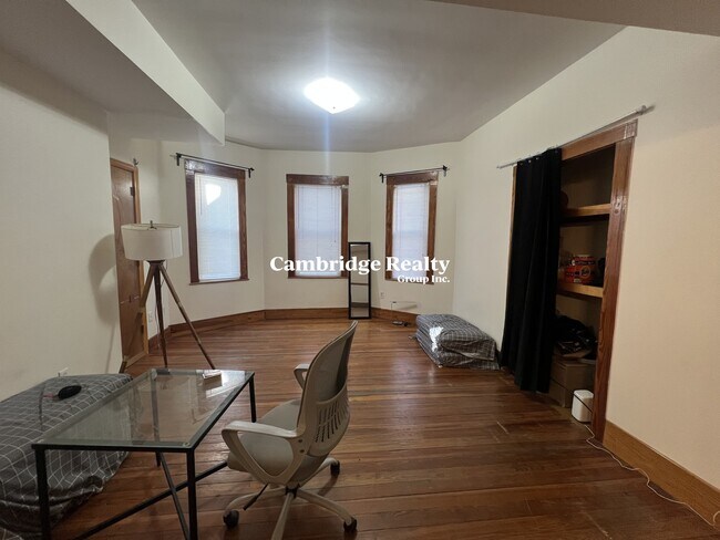 Foto del edificio - 346 Faneuil St