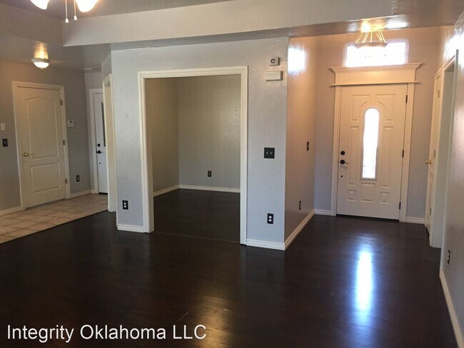 Building Photo - 3 br, 2 bath House - 4613 Elk Creek Drive