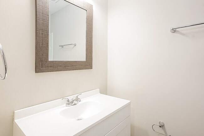 Foto del edificio - Beautifully Split-Level Home in Columbia County