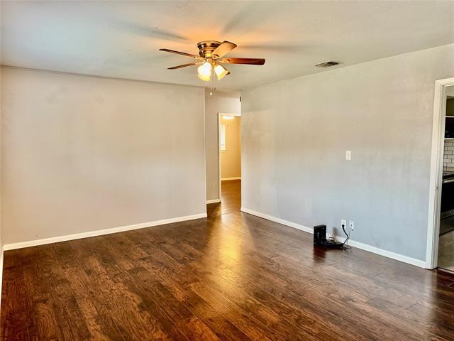 Foto del edificio - 611 Crestview Dr