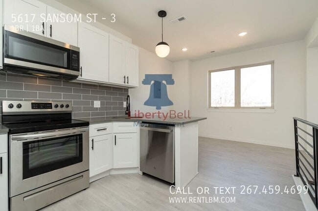 Building Photo - 5617 Sansom St