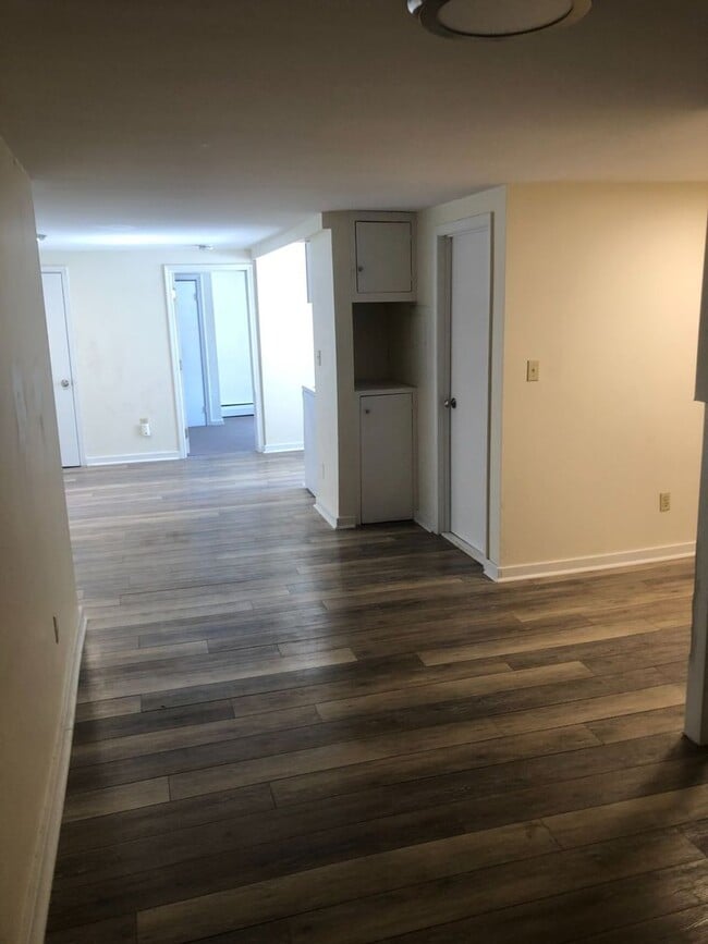 Building Photo - 54 Longwood Ave
