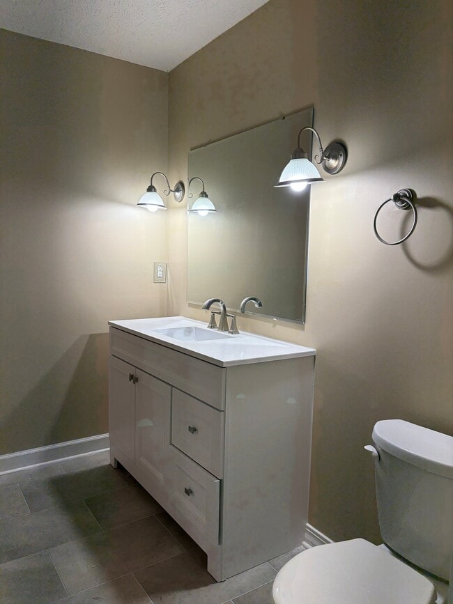 Building Photo - 507 Conner Creek Dr