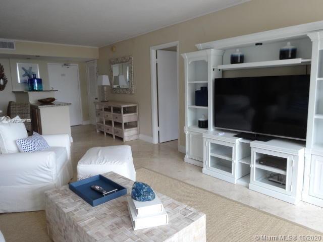 Foto del edificio - 200 Ocean Trail Way