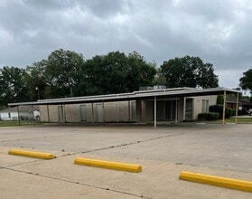 Building Photo - 1113 Lawrence St