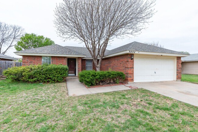 Foto del edificio - 3834 Purdue Ln