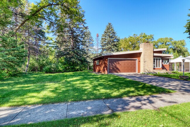 Foto del edificio - 1817 14th St S