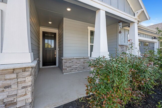 Foto del edificio - 16606 Tranquility Grove Dr