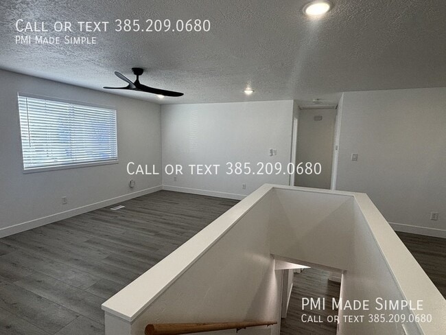 Building Photo - Remodeled Duplex on a Quiet Cul-de-sac |DI...