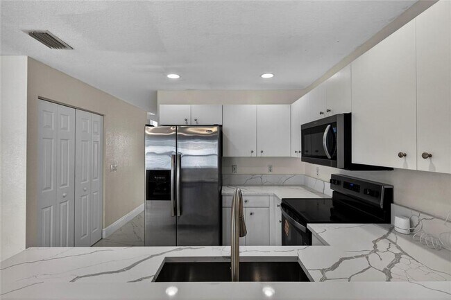 Foto del edificio - 85 Citrus Park Ln