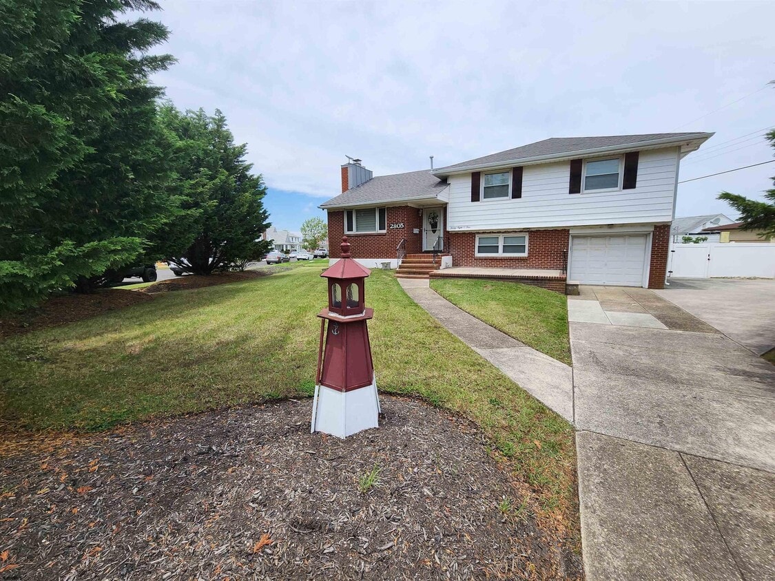 2805 W Brigantine Ave, Brigantine, NJ 08203 House Rental in