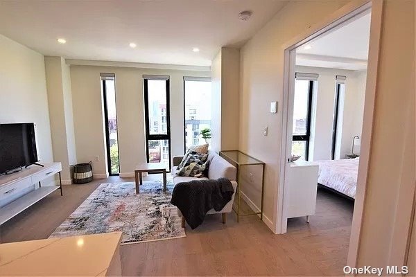 Building Photo - 41-26-41-44 44th St