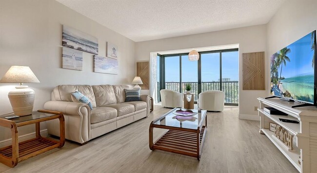 Foto del edificio - 5855 Midnight Pass Rd